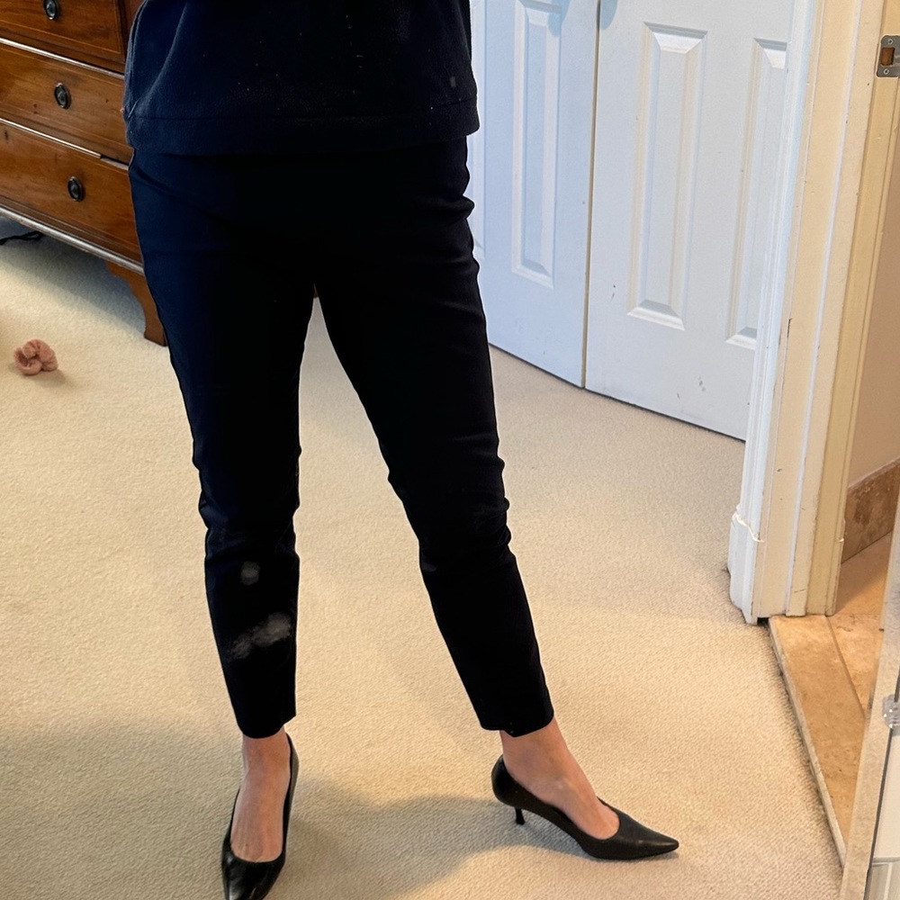 Navy Cropped pants elastic waist